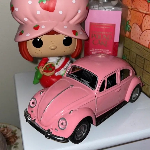 COPY - New VW Volkswagen die cast model car.  See all pics for … - Picture 14 of 16